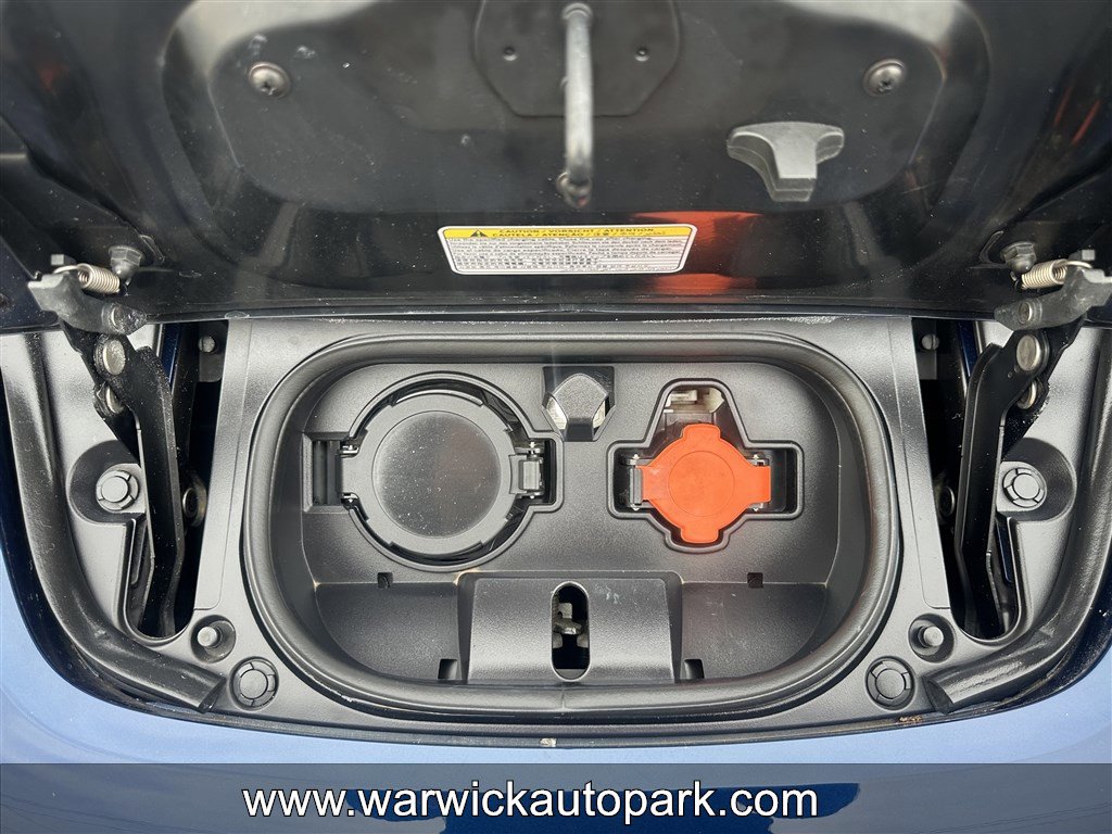 Used 2019 Nissan Leaf SL w/ SL Technology Package image 18