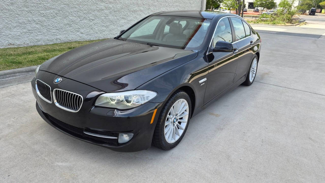 Used 2011 BMW 535i xDrive Sedan AWD/4WD image 3