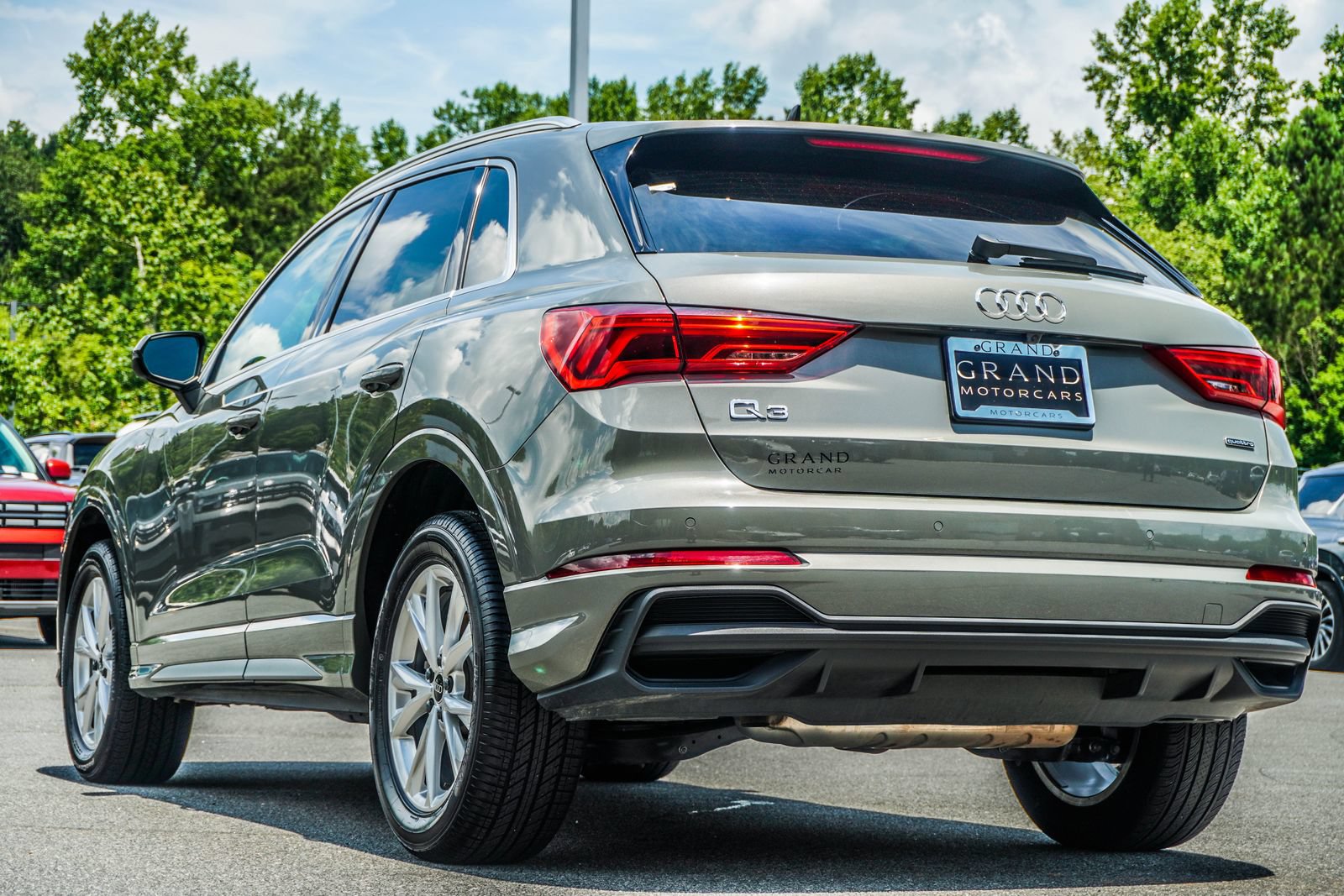 Used 2025 Audi Q3 2.0T Premium AWD/4WD image 10