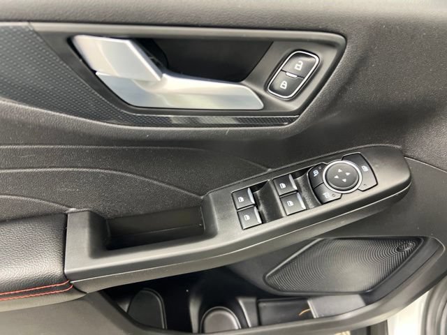 Used 2023 Ford Escape ST-Line w/ Tech Pack #1 AWD/4WD image 13