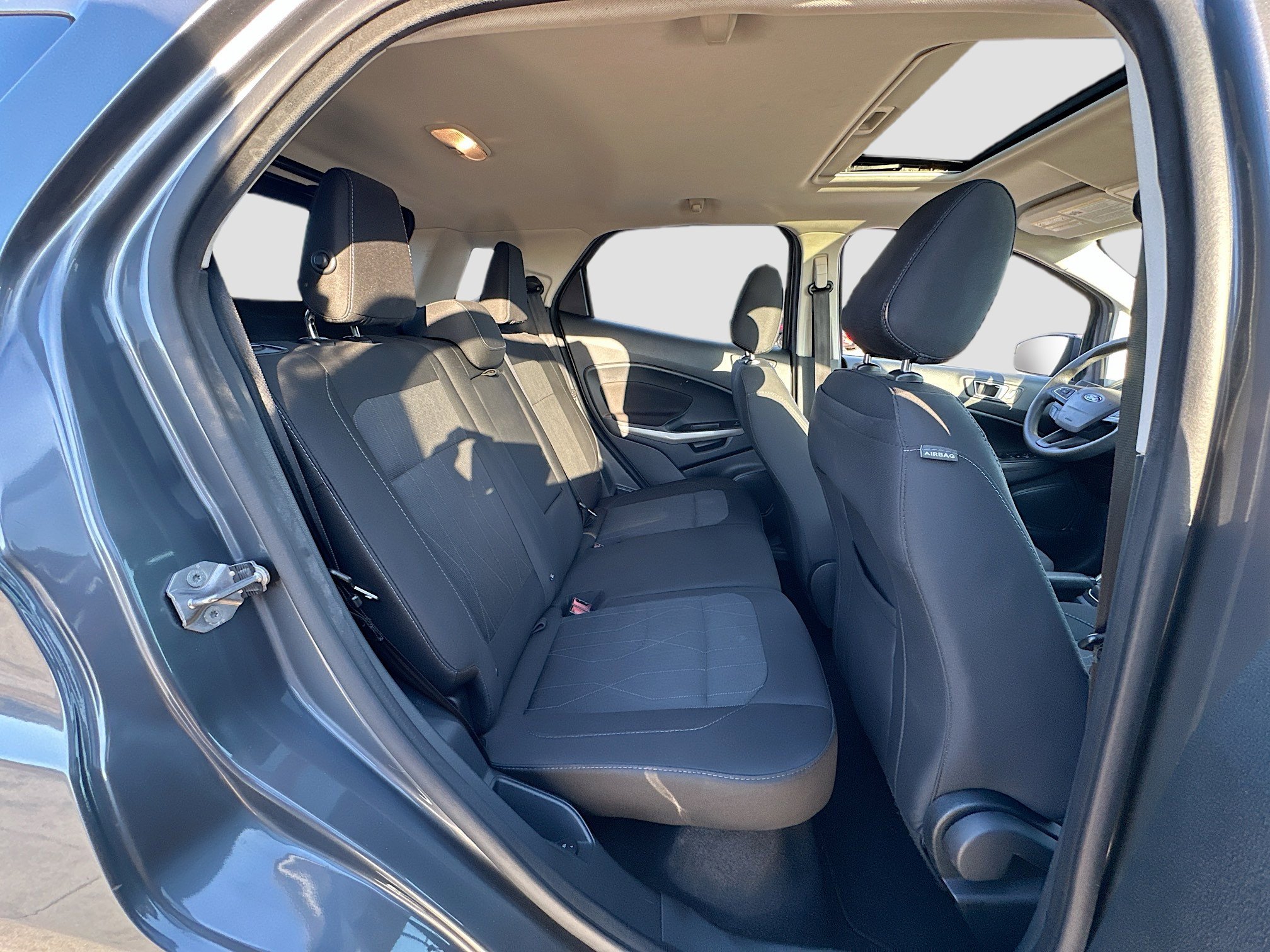 Certified 2021 Ford EcoSport SE image 25