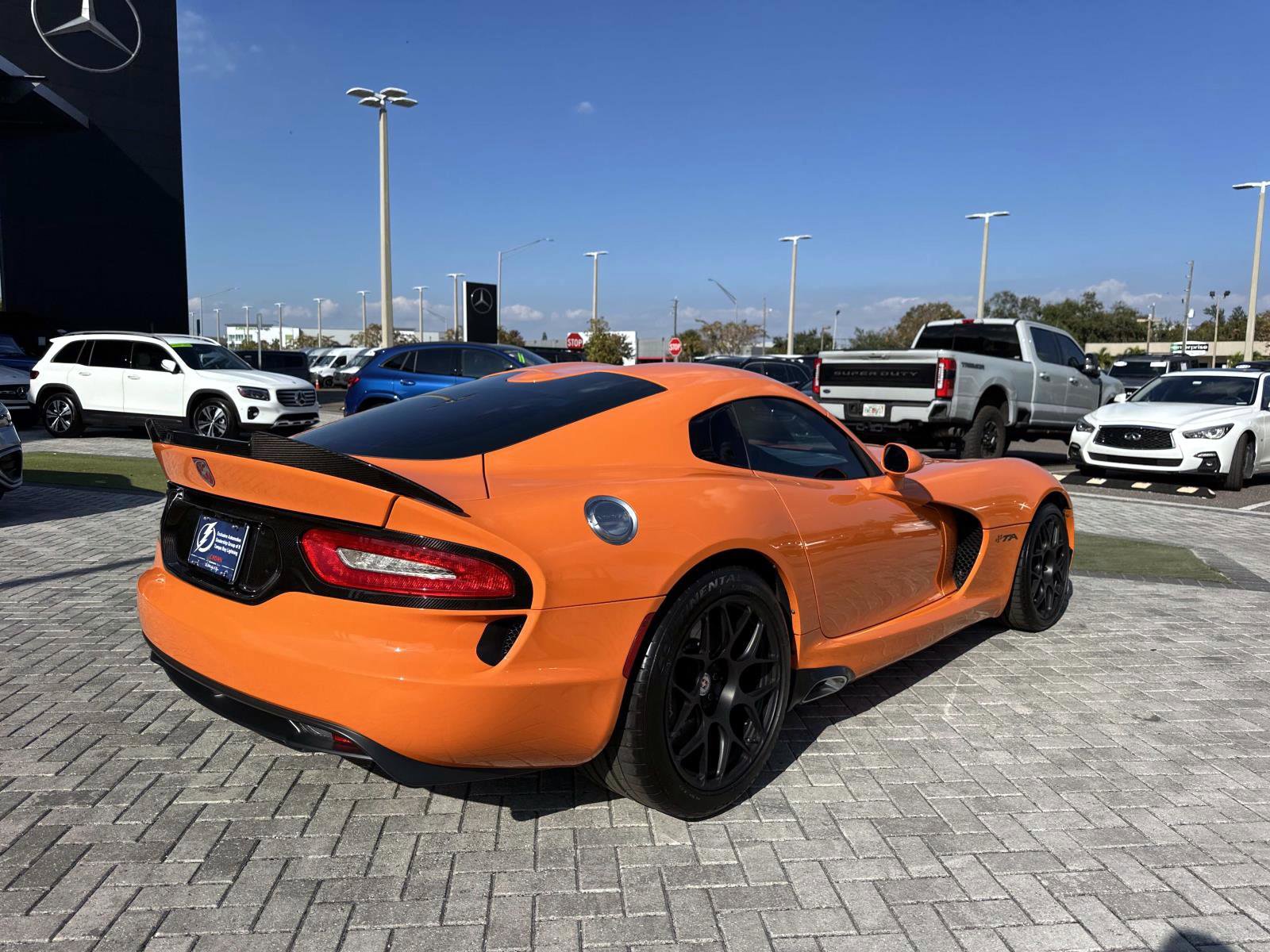 Used 2014 SRT Viper SRT-10 image 4