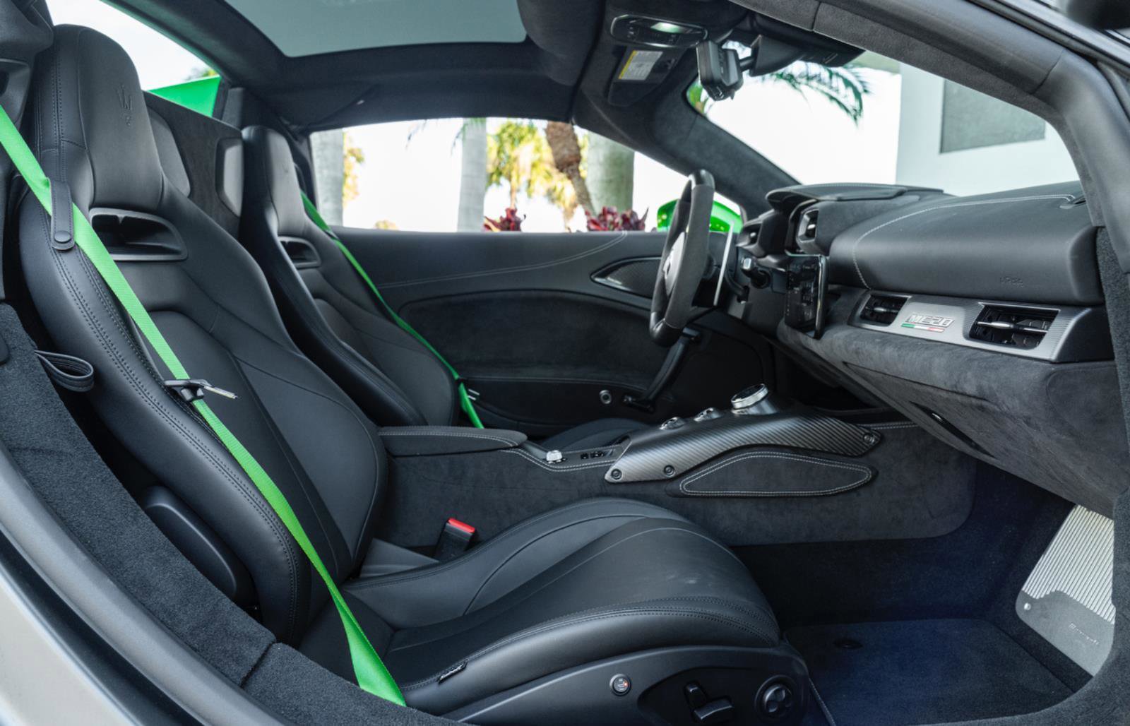 Used 2023 Maserati MC20 Spyder image 28