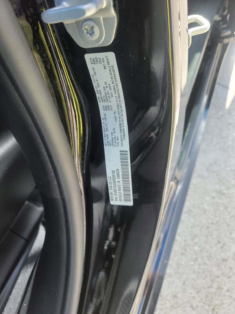 Used 2025 Chrysler Pacifica Limited FWD image 23