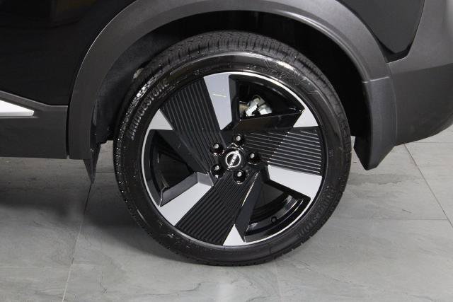 Certified 2026 Nissan Kicks SR FWD image 15