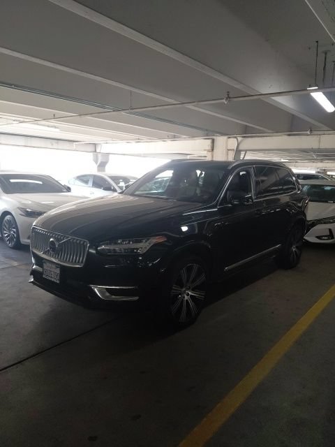 Used 2023 Volvo XC90 T8 Ultimate w/ Protection Package Premier AWD/4WD image 3