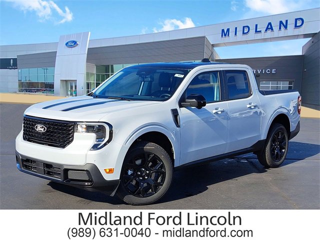 New 2025 Ford Maverick Lariat w/ Black Appearance Package