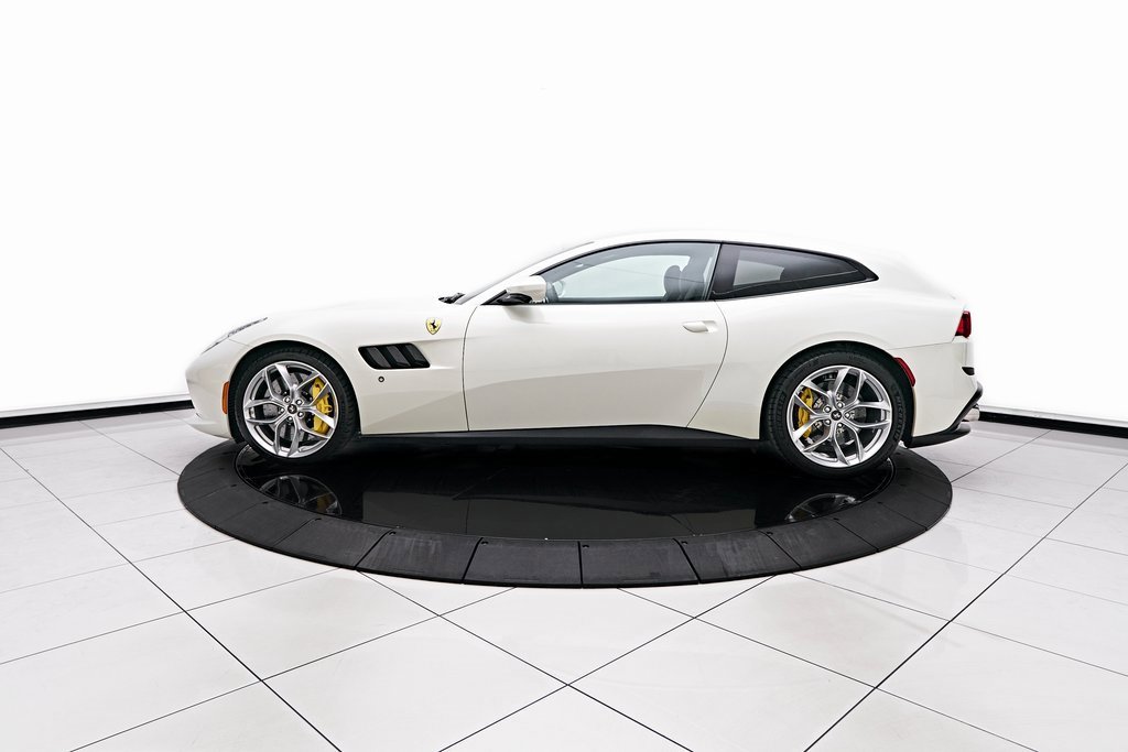 Used 2019 Ferrari GTC4Lusso T image 12