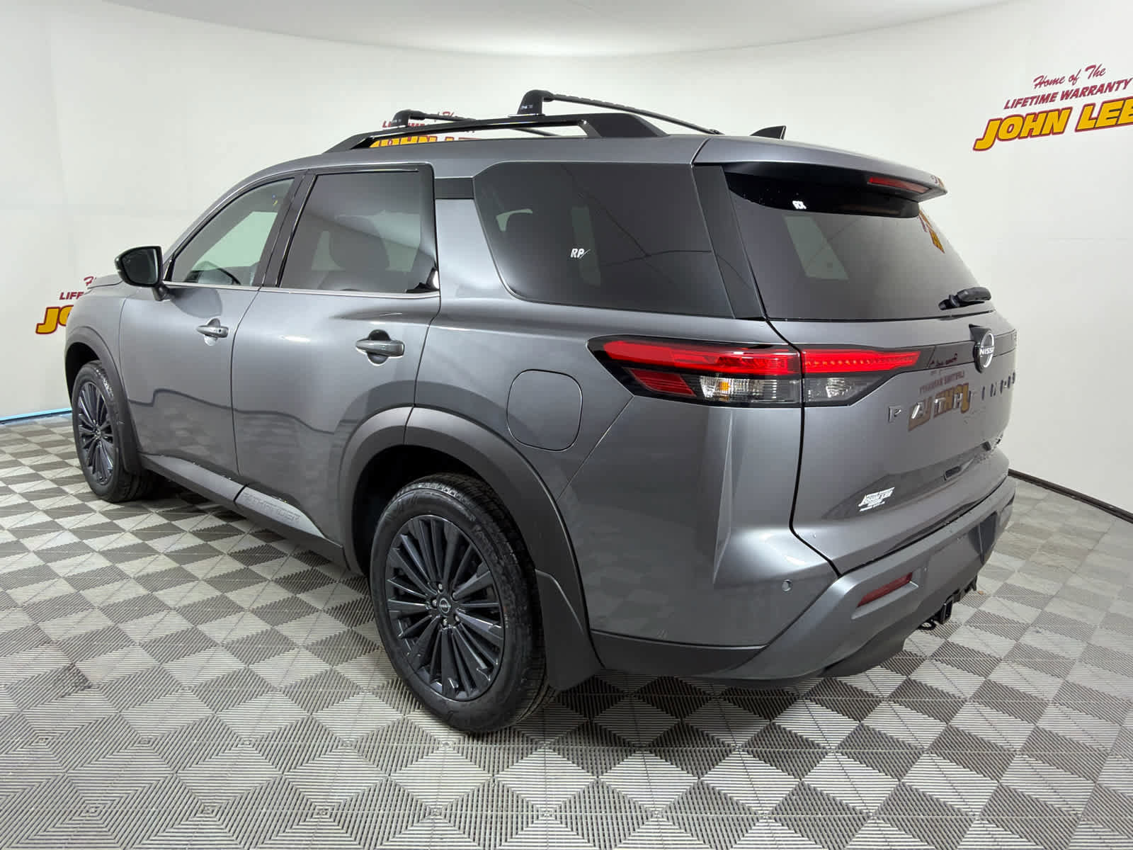 New 2026 Nissan Pathfinder SL w/ SL Premium Package image 3