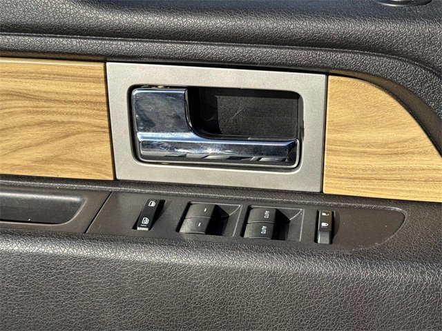 Used 2011 Ford F150 Lariat w/ Lariat Chrome Pkg image 19