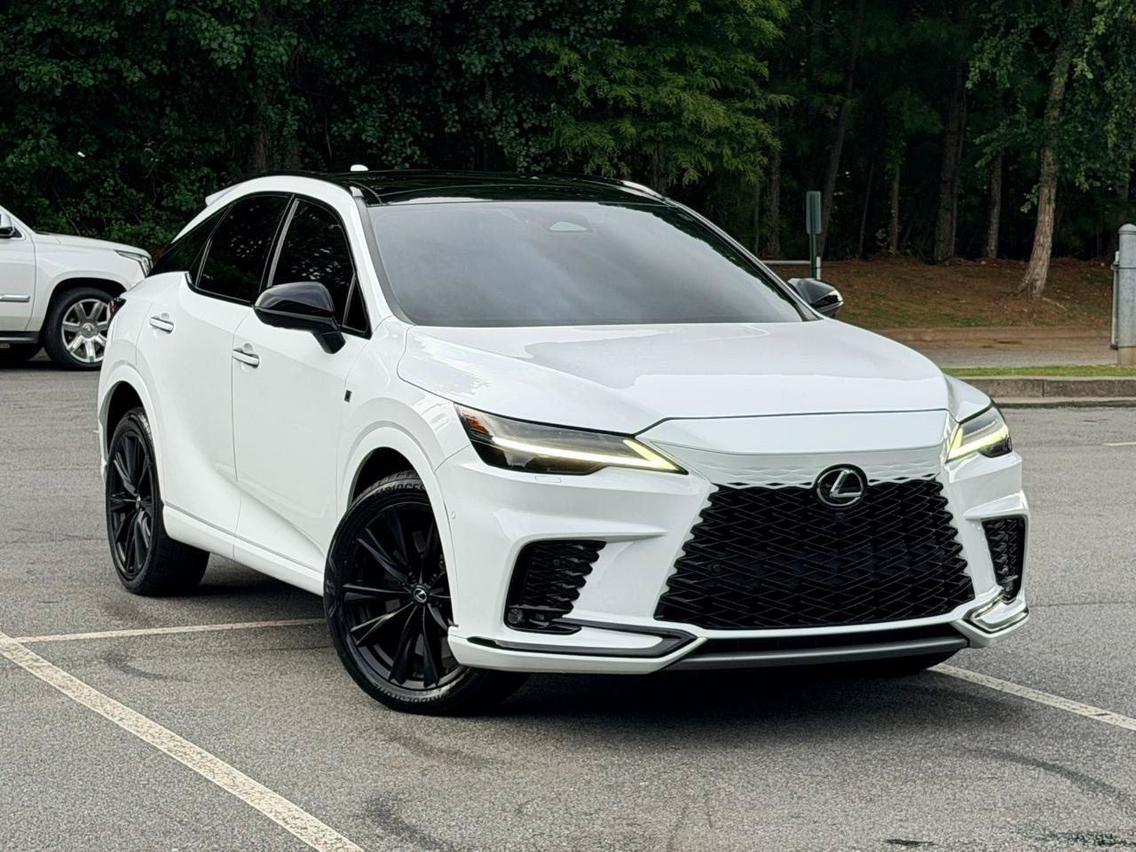 Used 2023 Lexus RX 500h F Sport w/ Cold Area Package AWD/4WD image 4
