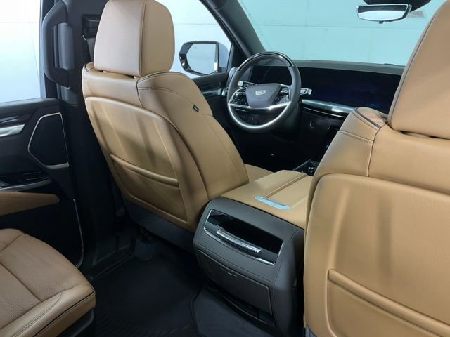New 2026 Cadillac Escalade Luxury w/ Touring Package image 30