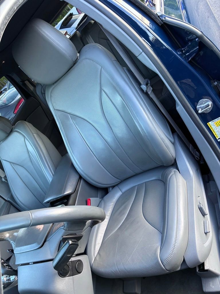 Used 2020 Lincoln Nautilus Reserve w/ Cargo Utility Package AWD/4WD image 19
