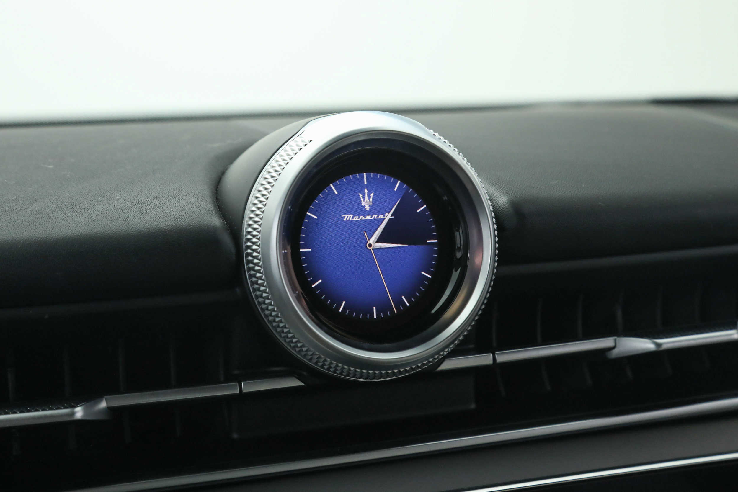 Certified 2023 Maserati Grecale Modena AWD/4WD image 25