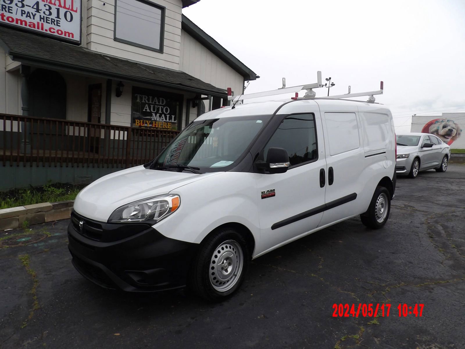 Used 2016 RAM ProMaster City Tradesman FWD image 1
