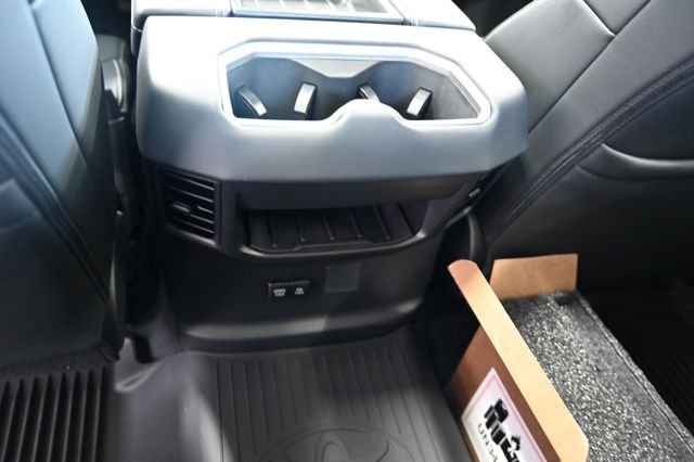 New 2026 Toyota Tundra Limited AWD/4WD image 30