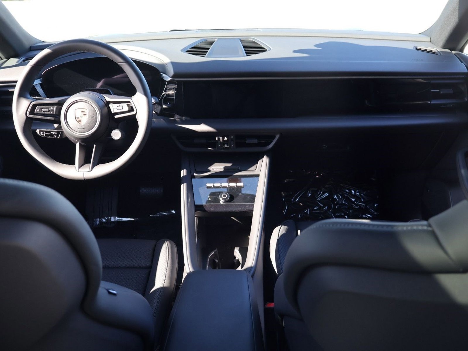 New 2026 Porsche Macan Electric image 21