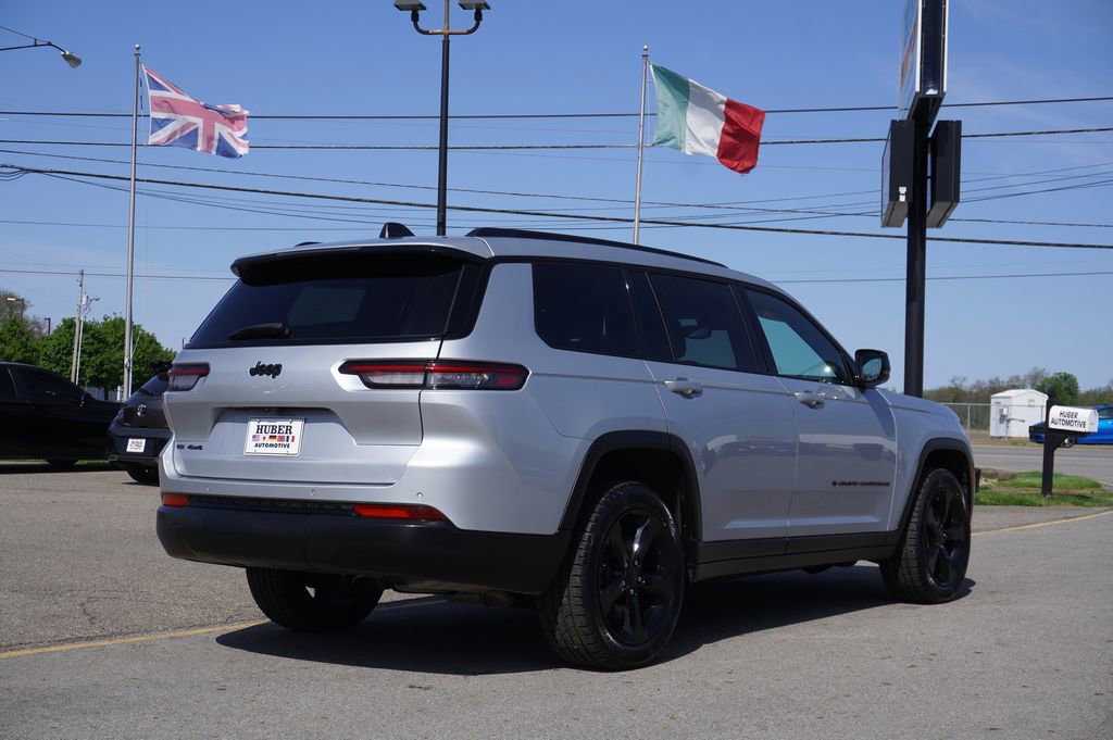 Used 2023 Jeep Grand Cherokee L Laredo AWD/4WD image 7