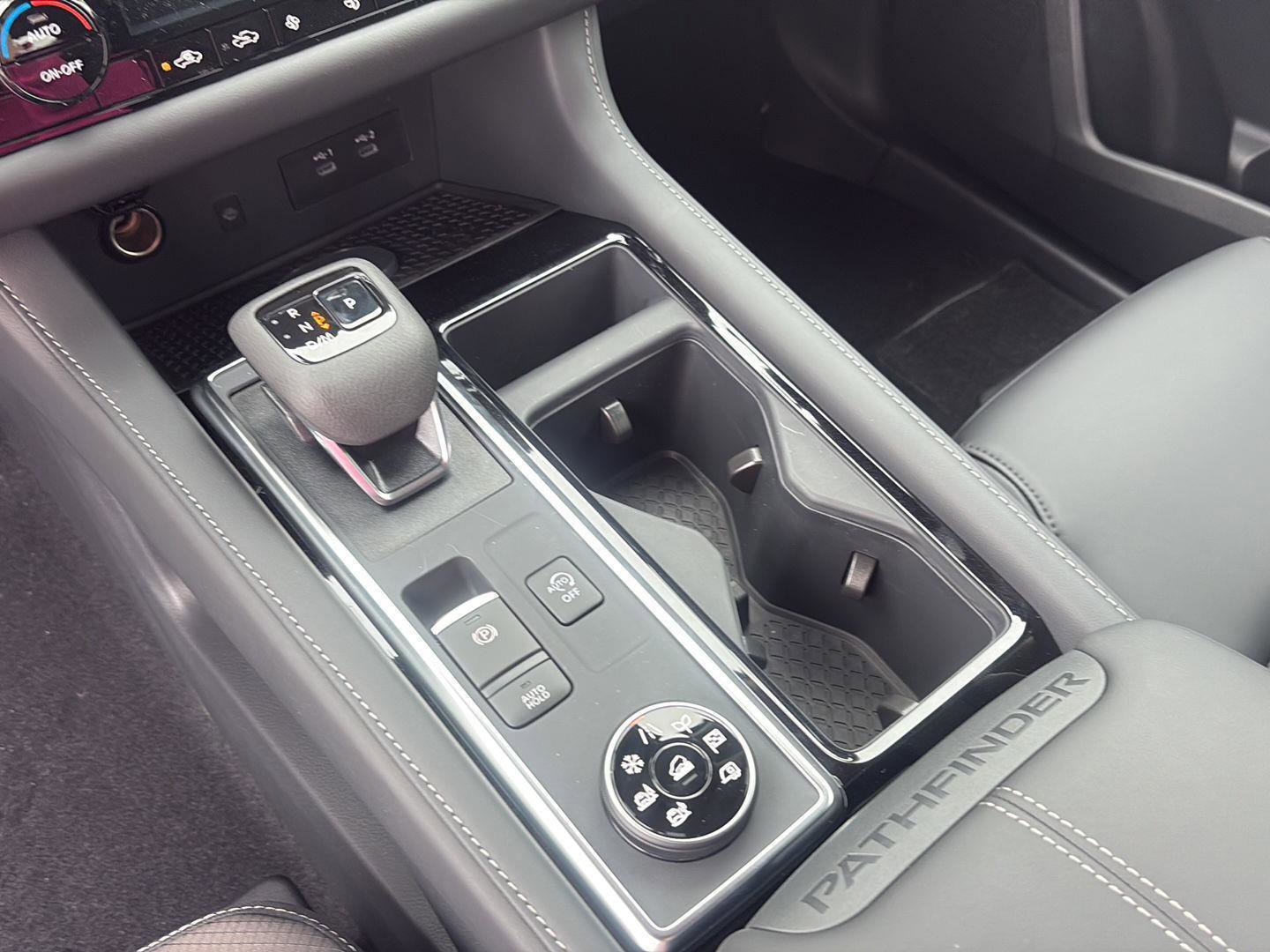 New 2026 Nissan Pathfinder SL AWD/4WD image 20