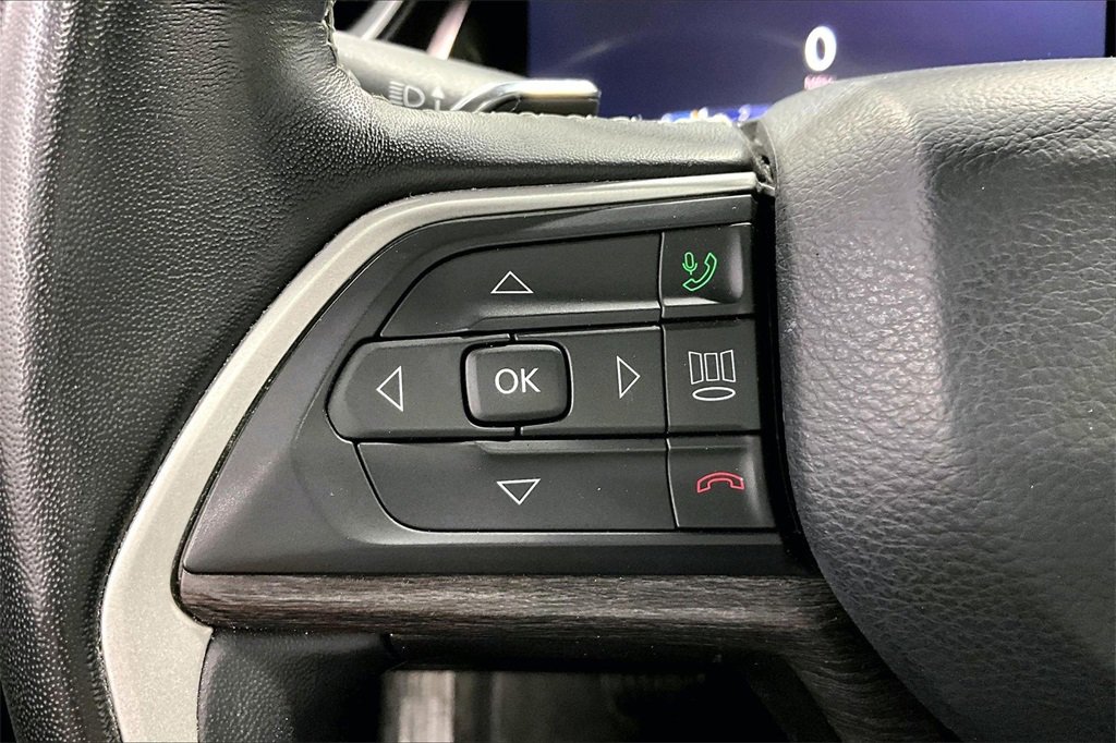 Used 2022 Jeep Grand Cherokee L Limited image 12