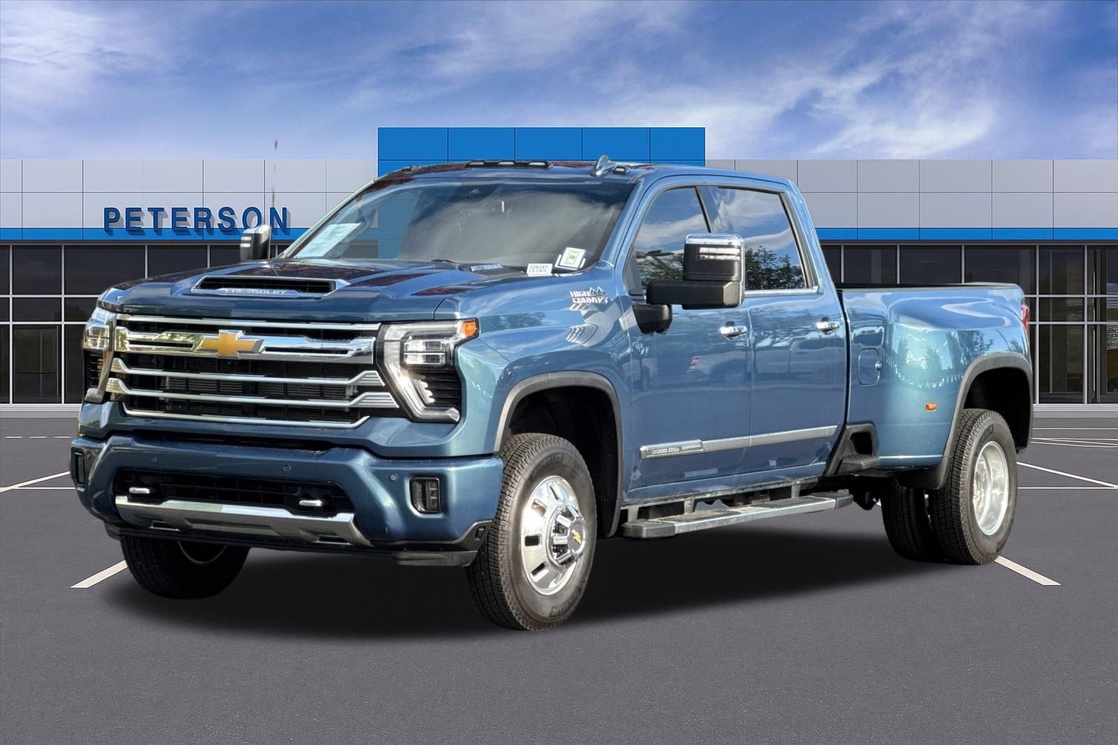 Certified 2024 Chevrolet Silverado 3500 High Country AWD/4WD image 8