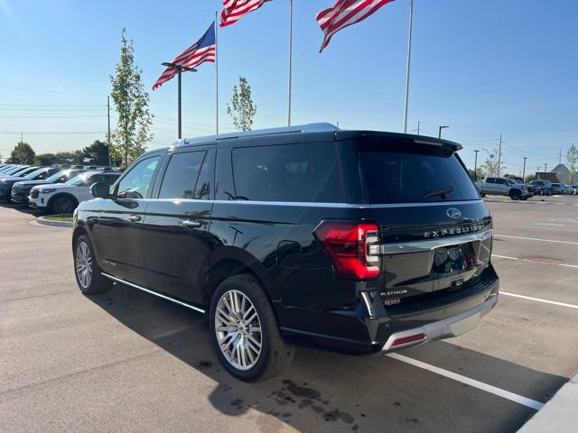 Used 2023 Ford Expedition Max Platinum AWD/4WD image 7