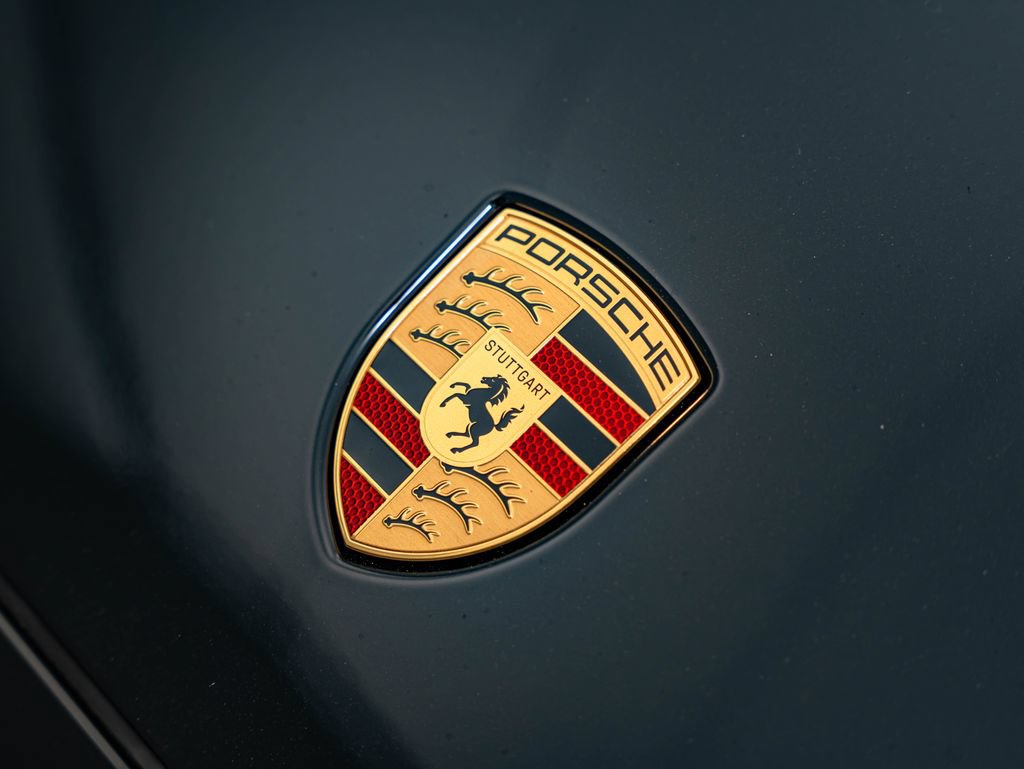 New 2026 Porsche Cayenne Coupe AWD/4WD image 17