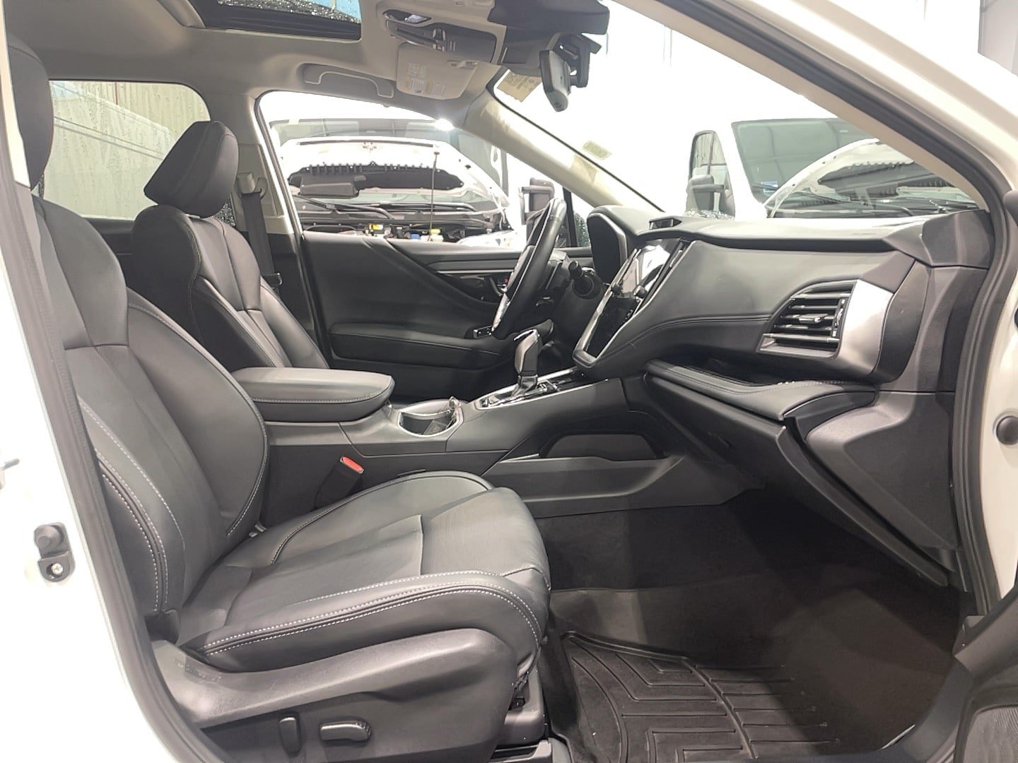 Used 2024 Subaru Outback Limited AWD/4WD image 23