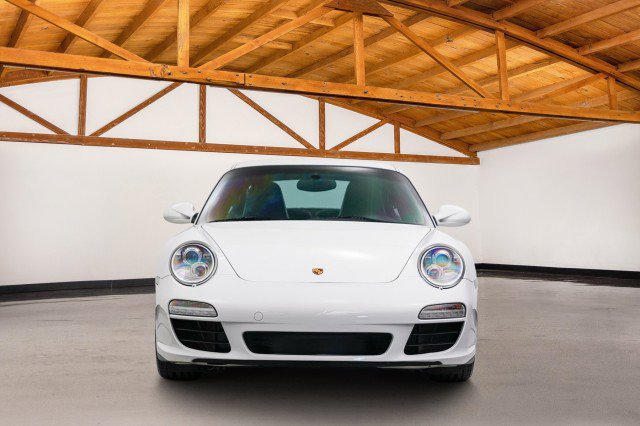 Used 2010 Porsche 911 Carrera S image 8