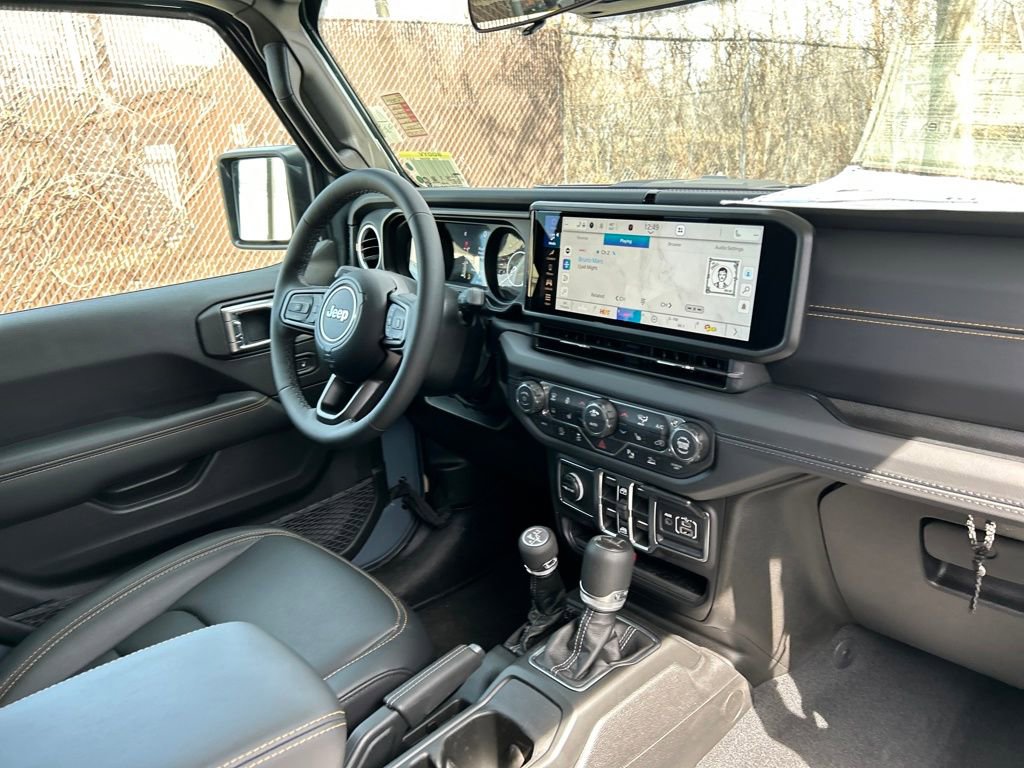 New 2026 Jeep Gladiator Sport AWD/4WD image 29