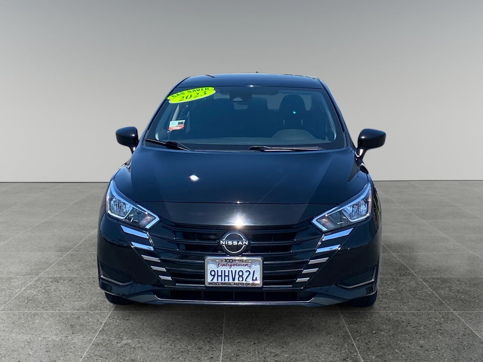 Used 2023 Nissan Versa SV FWD image 8