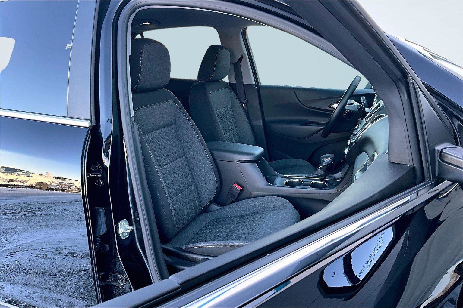 Used 2024 Chevrolet Equinox LT image 8