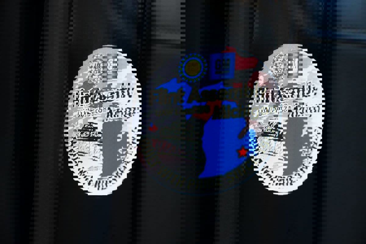 Used 2023 Chevrolet Silverado 3500 LTZ w/ LTZ Convenience Package image 49