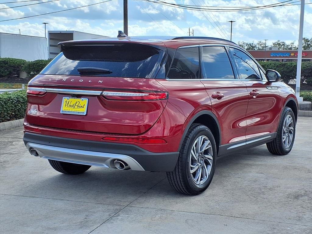 New 2026 Lincoln Corsair Premiere image 2