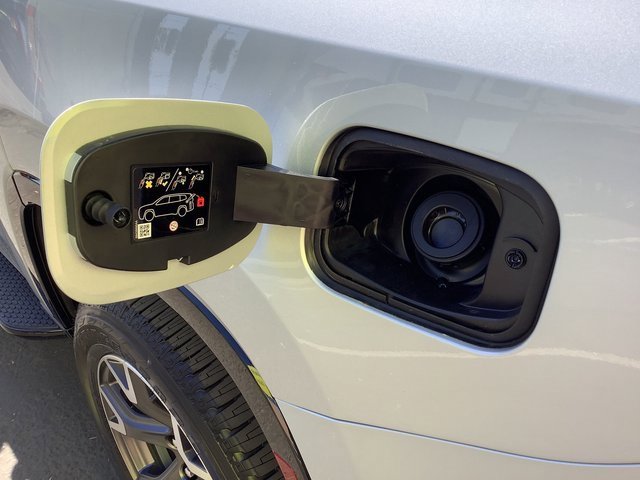 New 2023 Jeep Wagoneer Series III w/ Preferred Equipment Group image 24