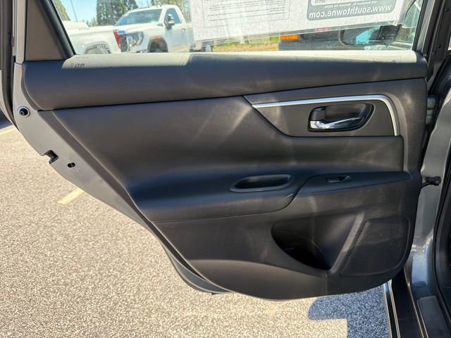 Used 2017 Nissan Altima 2.5 SV image 21