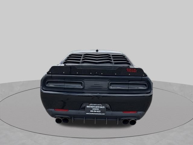 Used 2018 Dodge Challenger SRT w/ Technology Group RWD image 7