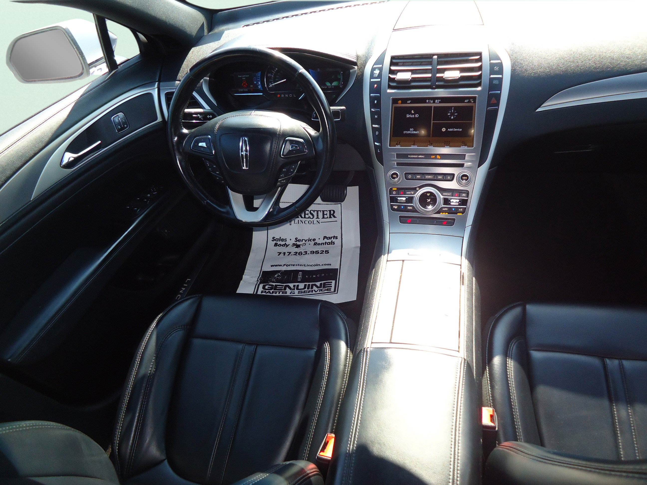 Used 2017 Lincoln MKZ Premiere FWD image 10