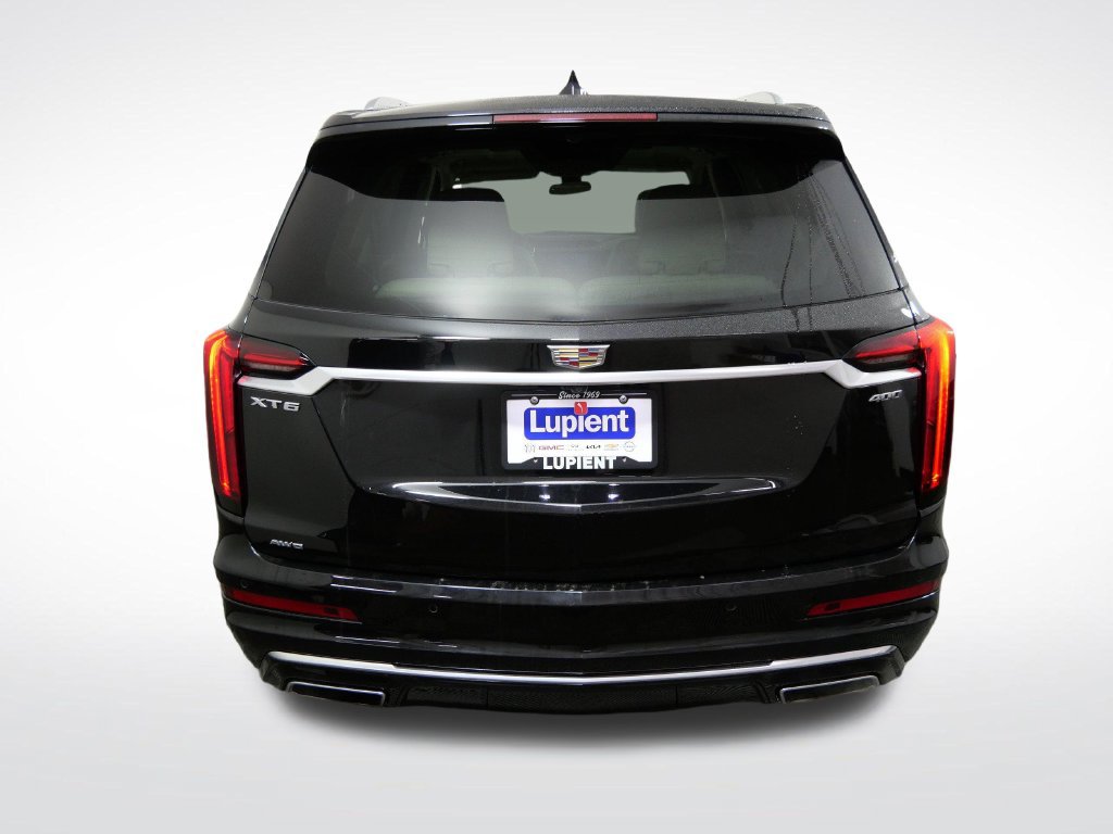 Used 2023 Cadillac XT6 Premium Luxury AWD/4WD image 4