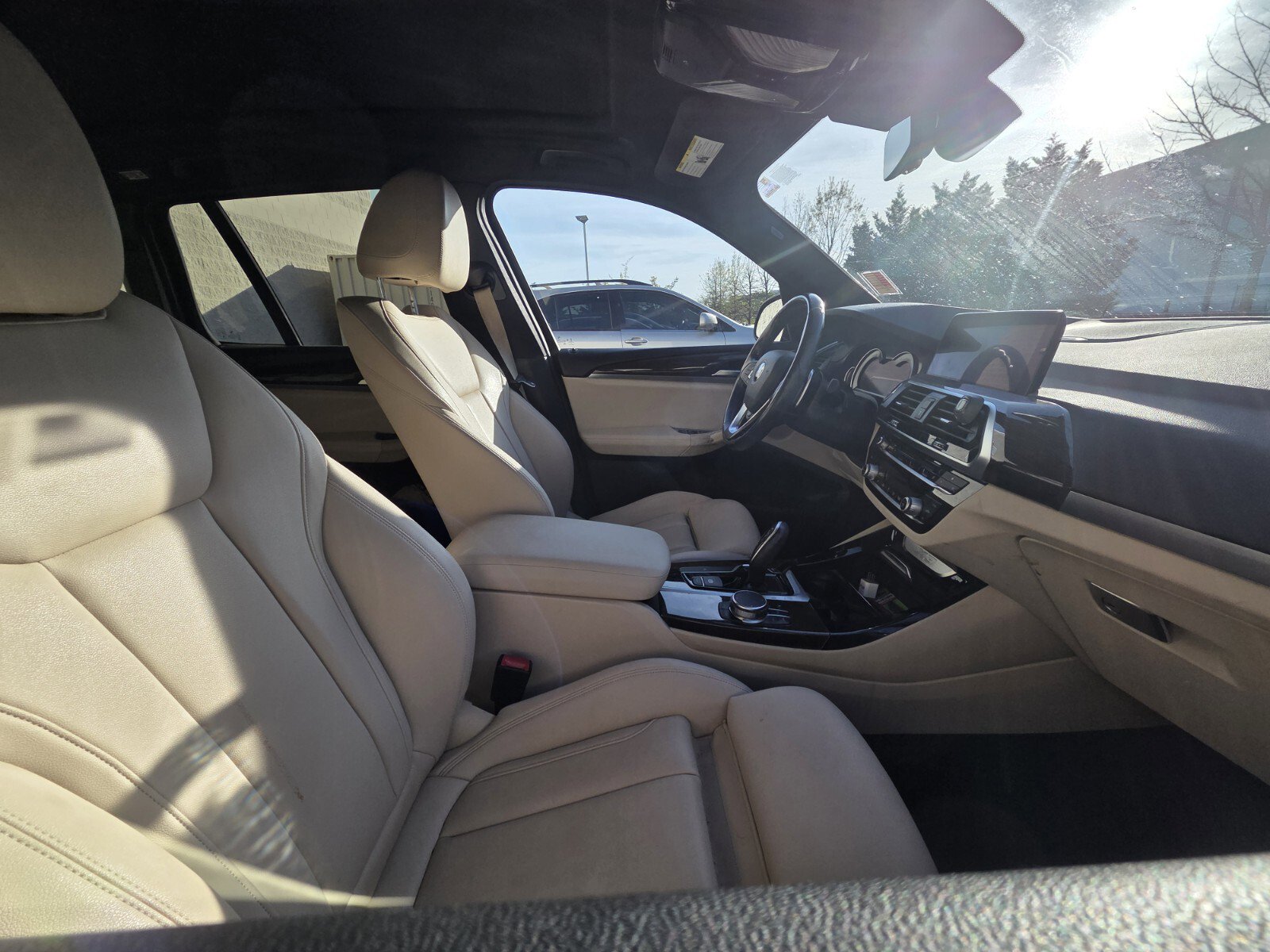 Used 2019 BMW X3 sDrive30i w/ Premium Package image 9