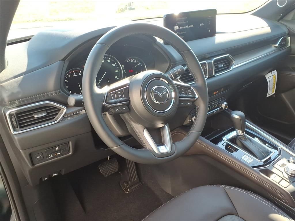 New 2025 MAZDA CX-5 Signature AWD/4WD image 13