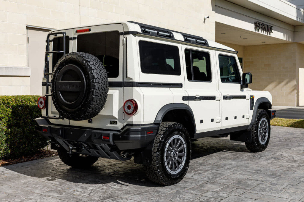 New 2025 INEOS Grenadier Fieldmaster Edition image 24