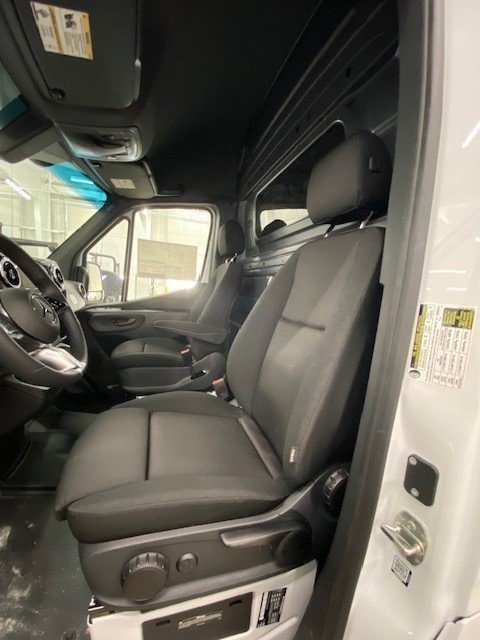 New 2025 Mercedes-Benz Sprinter 2500 image 12