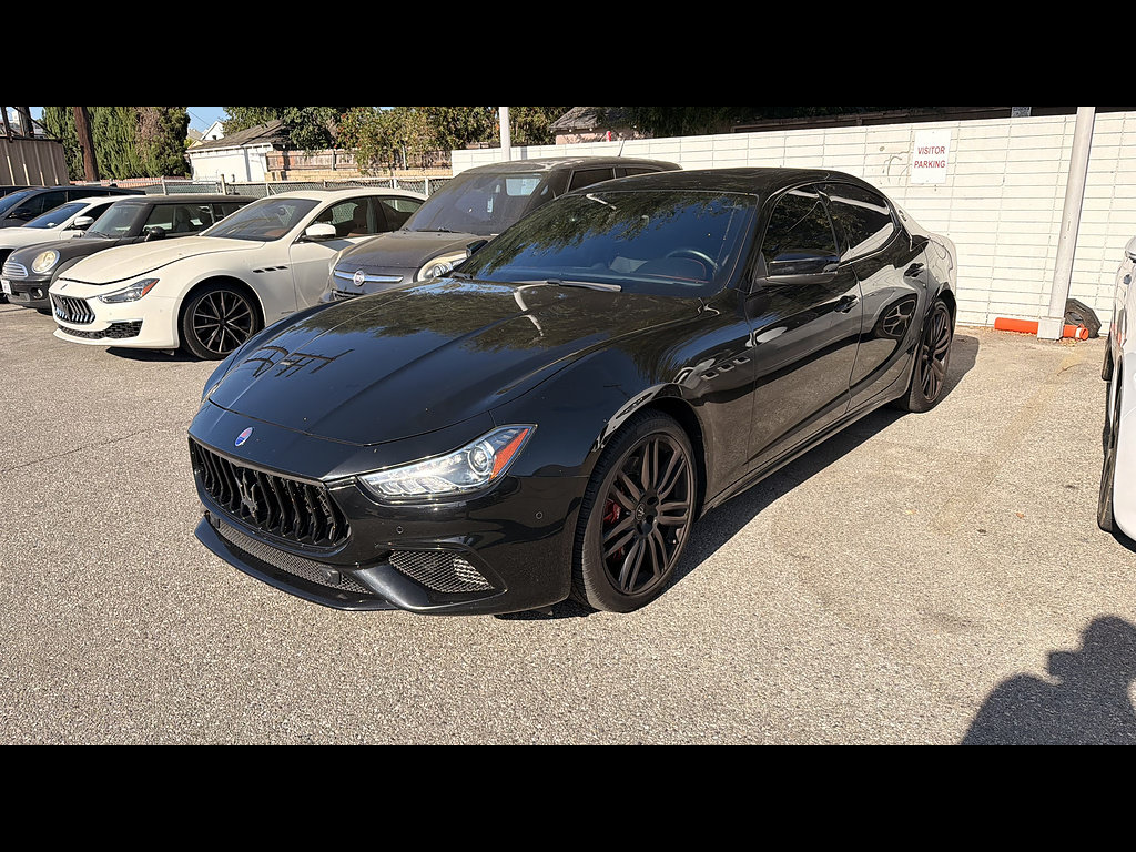 Used 2021 Maserati Ghibli S RWD image 2