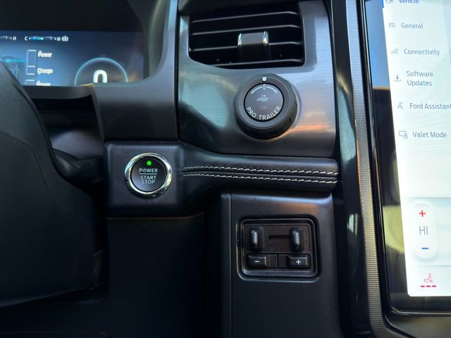 Used 2022 Ford F150 Lightning Platinum image 51