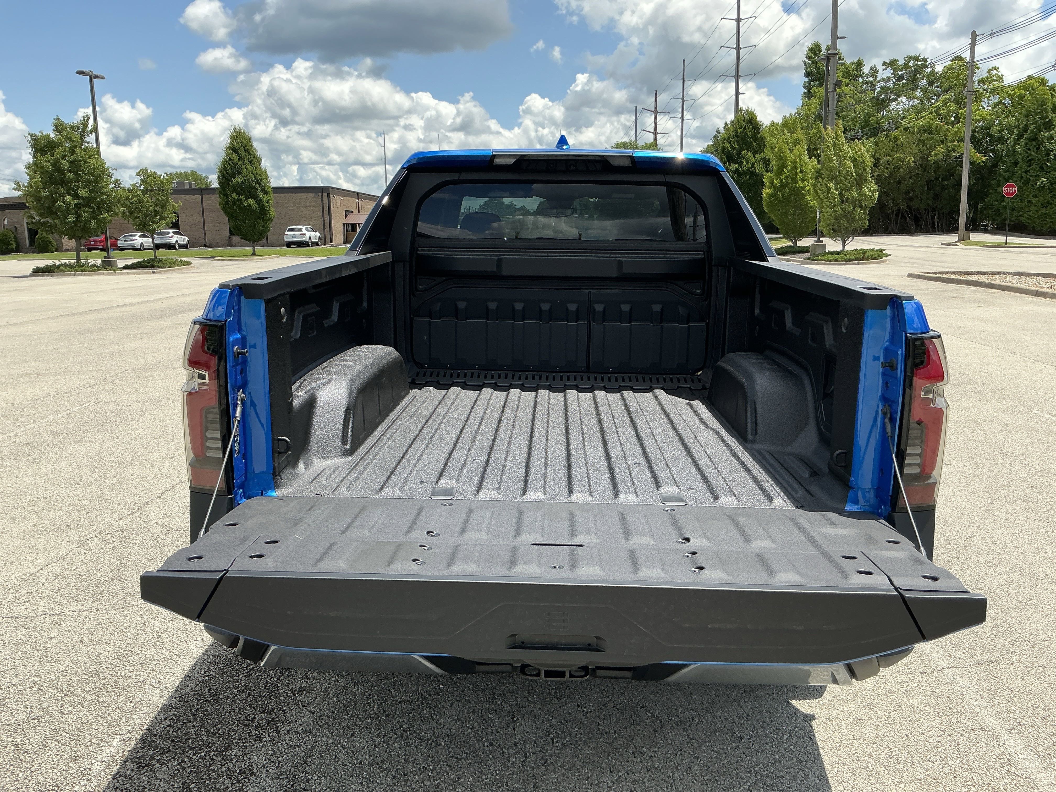 New 2026 Chevrolet Silverado EV LT w/ Premium Package image 27