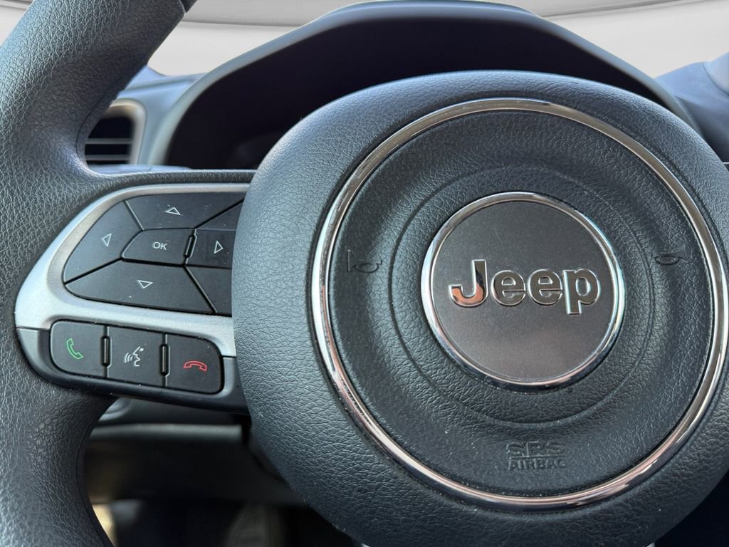 Used 2023 Jeep Renegade Latitude AWD/4WD image 25