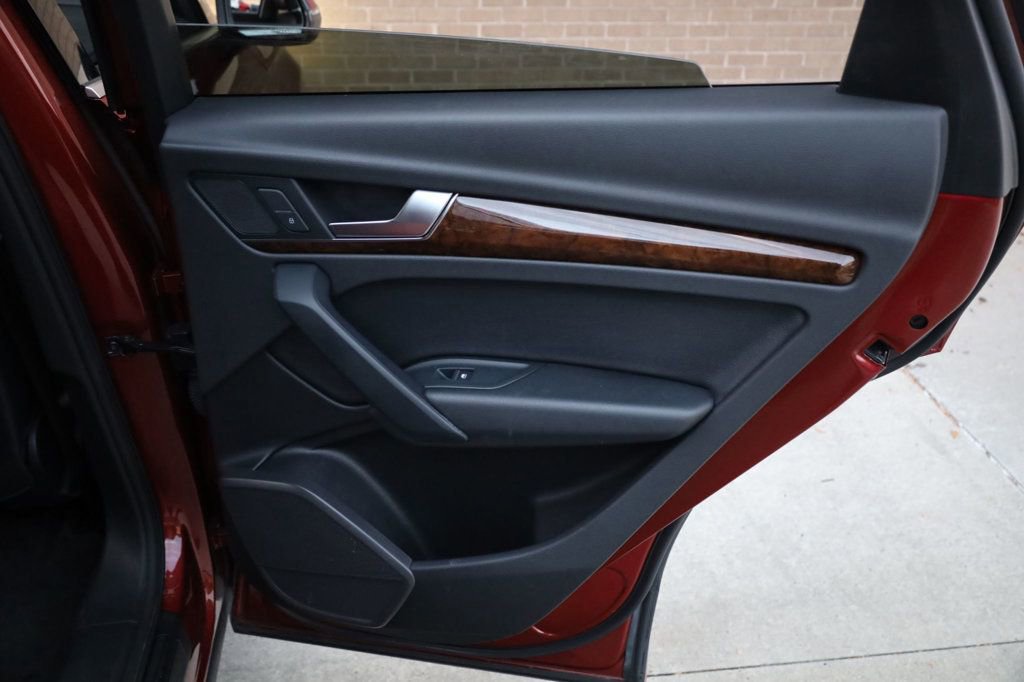 Used 2018 Audi Q5 2.0T Premium Plus w/ Premium Plus Package image 23