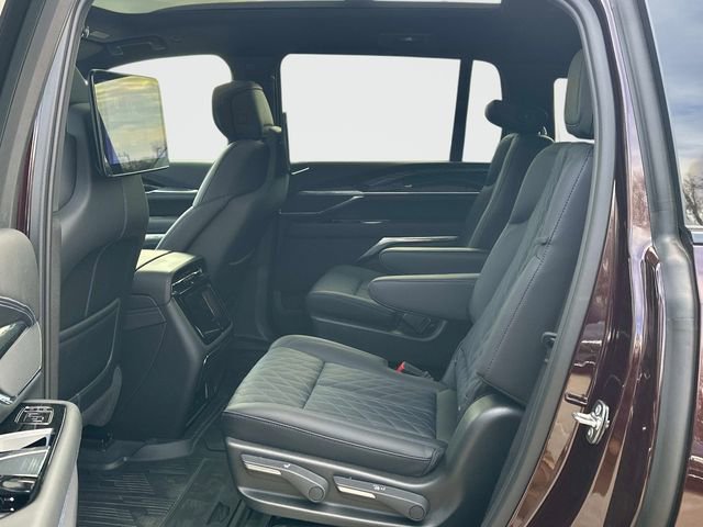 New 2026 Cadillac Escalade IQ Sport 1 w/ LPO, ONYX Package image 11