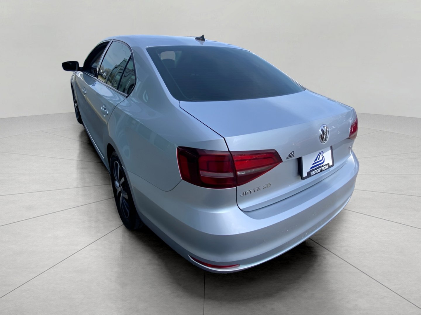 Used 2016 Volkswagen Jetta SE FWD image 13